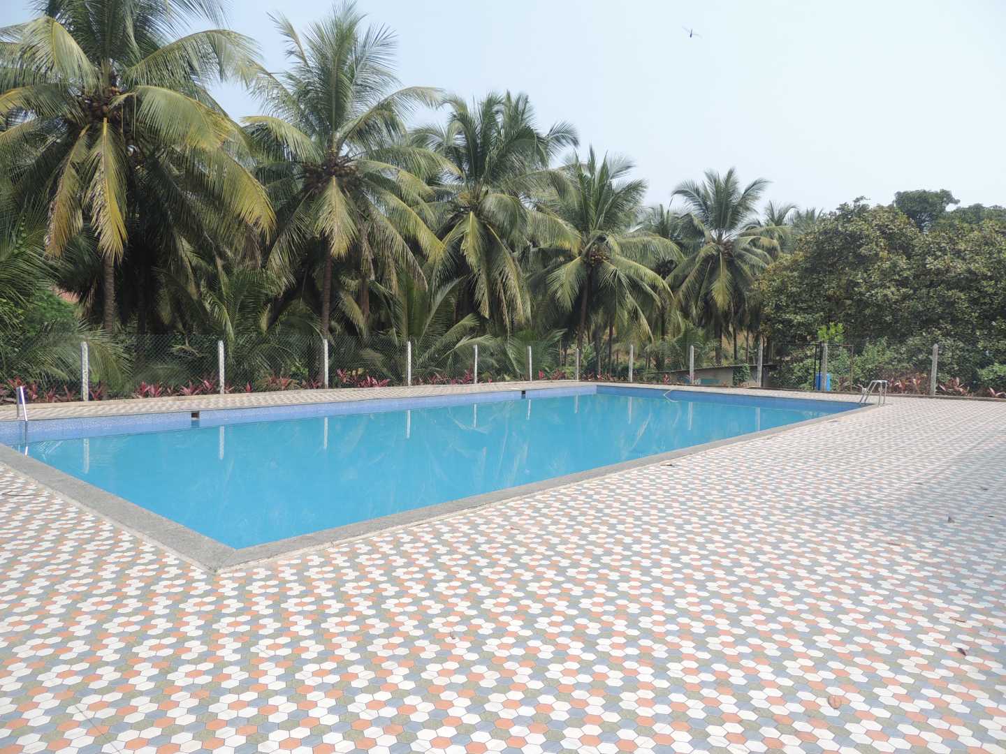 Custom Decoration Services